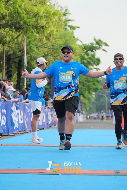Race photo from Isoplus Run 2024 Surabaya