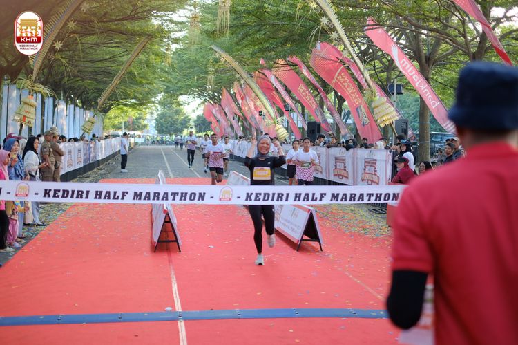 Race photo from Kediri Half Marathon 2024