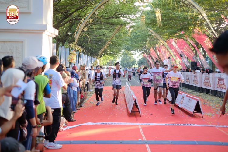 Race photo from Kediri Half Marathon 2024
