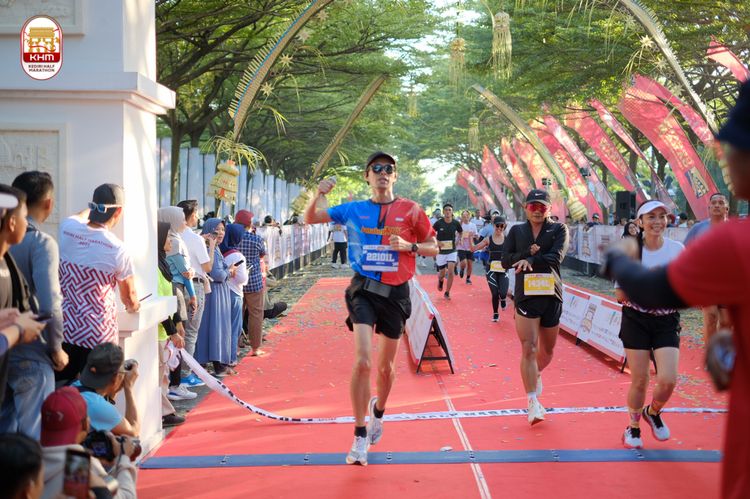 Race photo from Kediri Half Marathon 2024