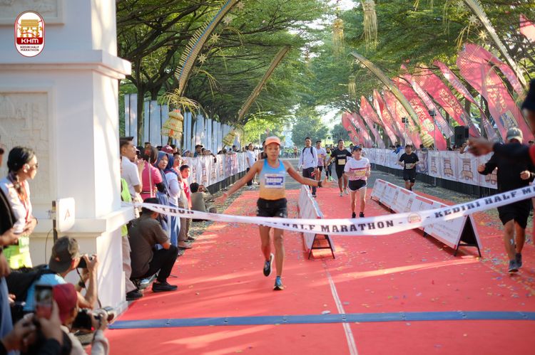 Race photo from Kediri Half Marathon 2024