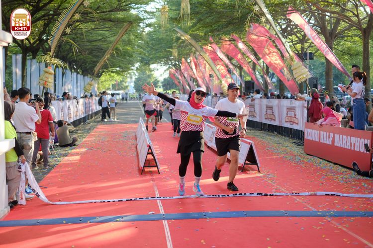 Race photo from Kediri Half Marathon 2024