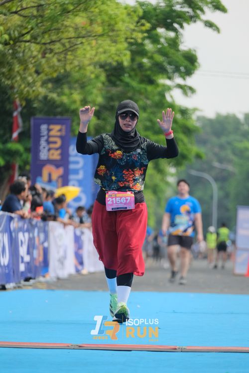 Race photo from Isoplus Run 2024 Surabaya