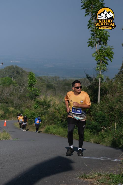 Race photo from Kelud Vertical Challenge 2024