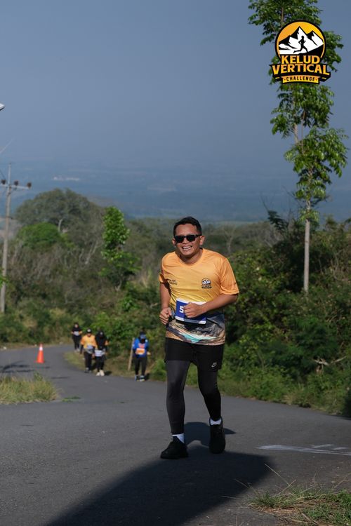 Race photo from Kelud Vertical Challenge 2024