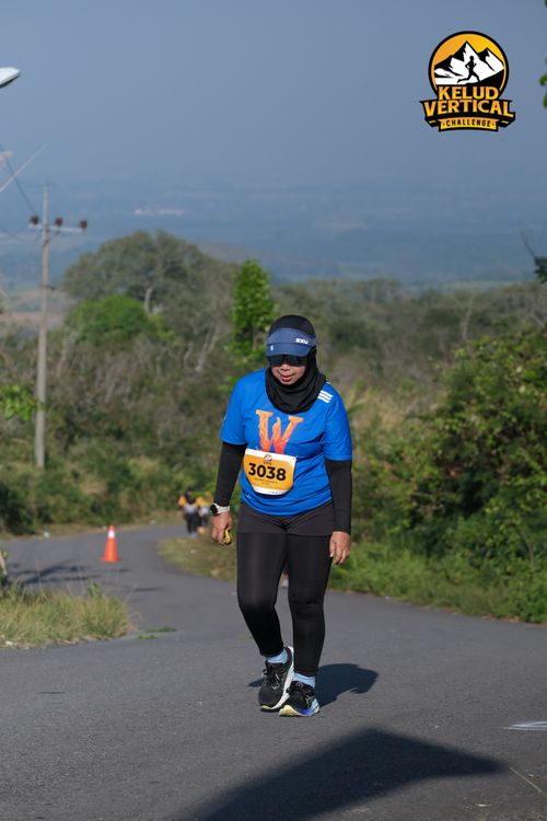 Race photo from Kelud Vertical Challenge 2024