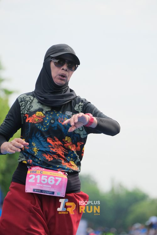 Race photo from Isoplus Run 2024 Surabaya