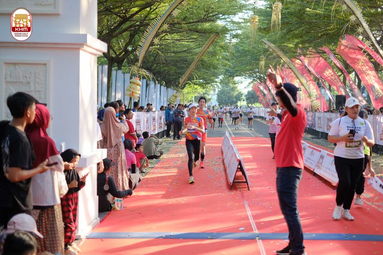 Race photo from Kediri Half Marathon 2024