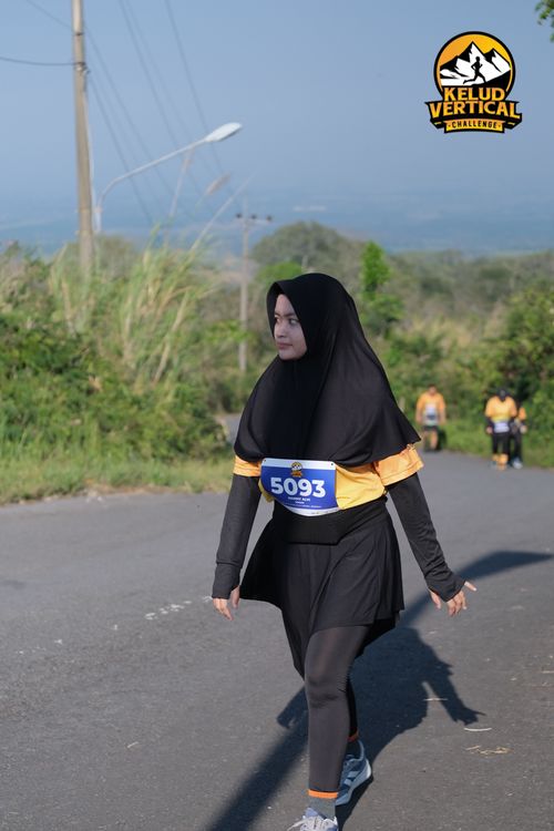 Race photo from Kelud Vertical Challenge 2024