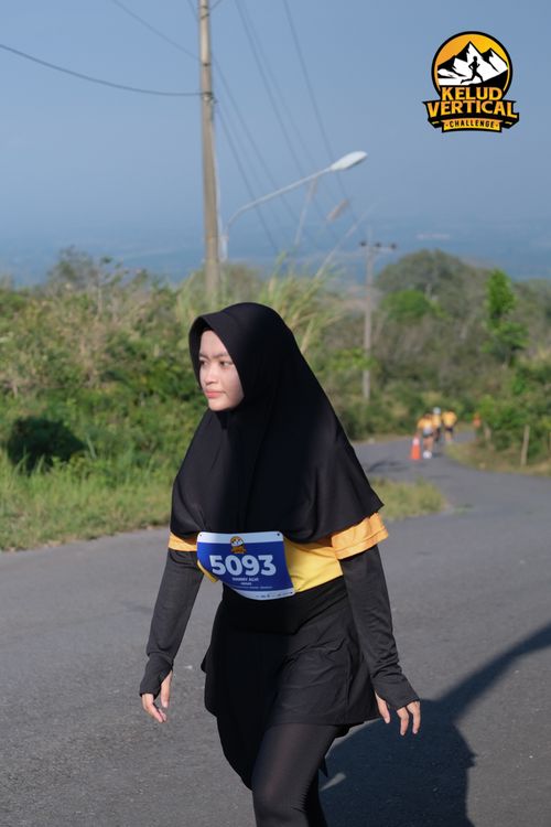 Race photo from Kelud Vertical Challenge 2024