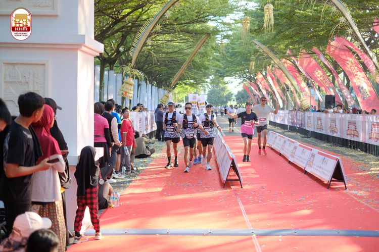 Race photo from Kediri Half Marathon 2024