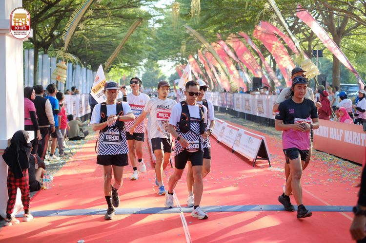 Race photo from Kediri Half Marathon 2024
