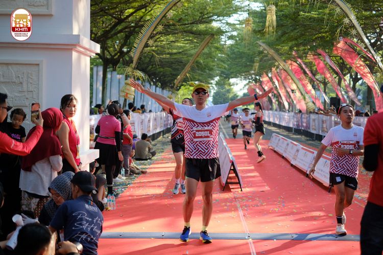 Race photo from Kediri Half Marathon 2024