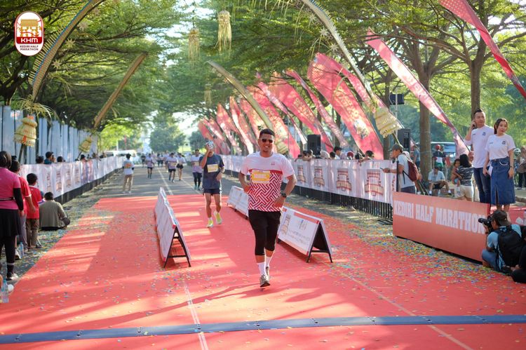 Race photo from Kediri Half Marathon 2024