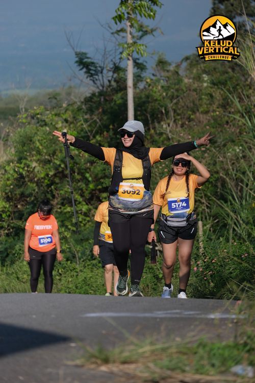 Race photo from Kelud Vertical Challenge 2024