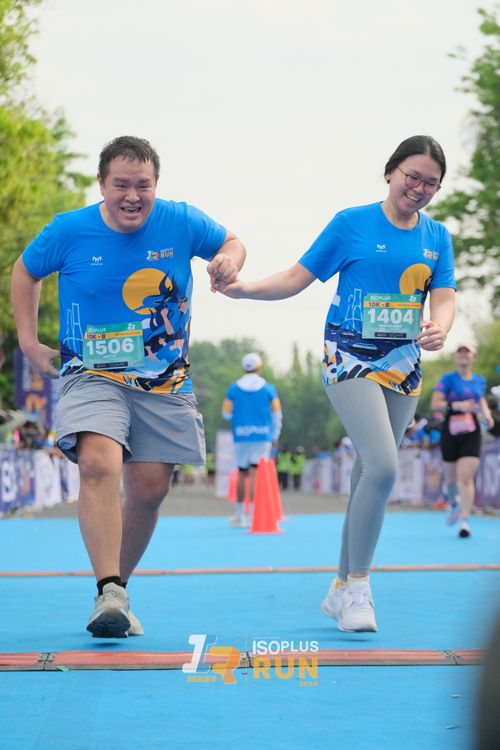 Race photo from Isoplus Run 2024 Surabaya