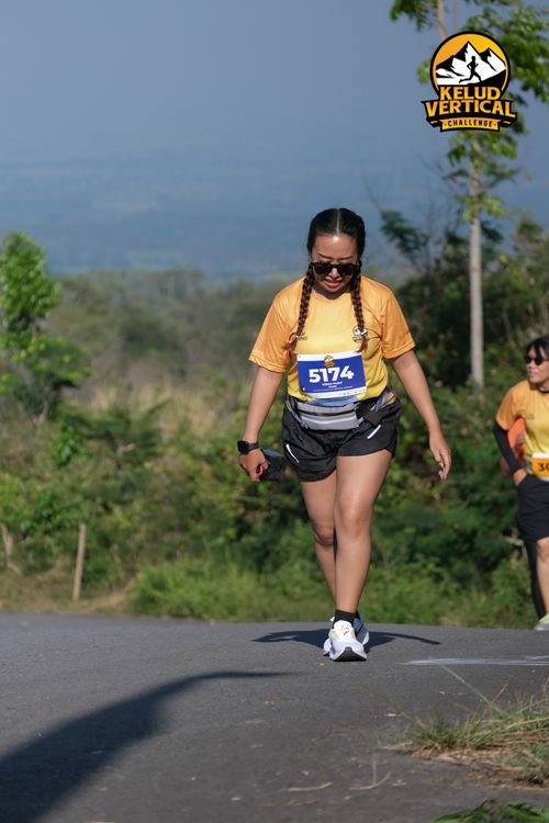 Race photo from Kelud Vertical Challenge 2024