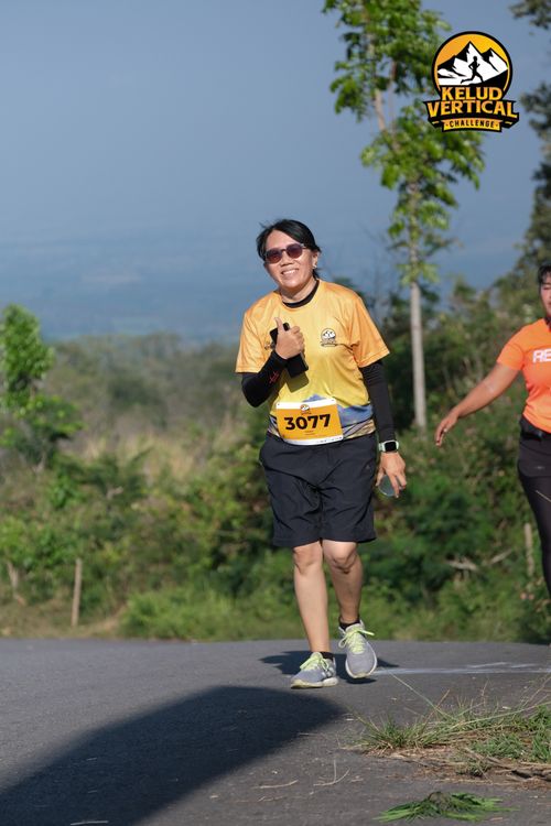 Race photo from Kelud Vertical Challenge 2024