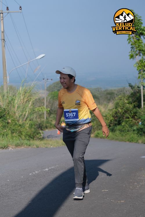 Race photo from Kelud Vertical Challenge 2024