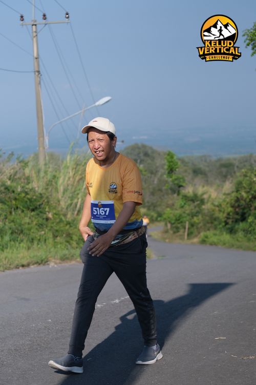 Race photo from Kelud Vertical Challenge 2024
