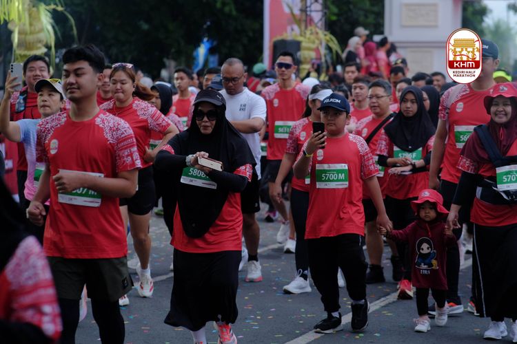 Race photo from Kediri Half Marathon 2025