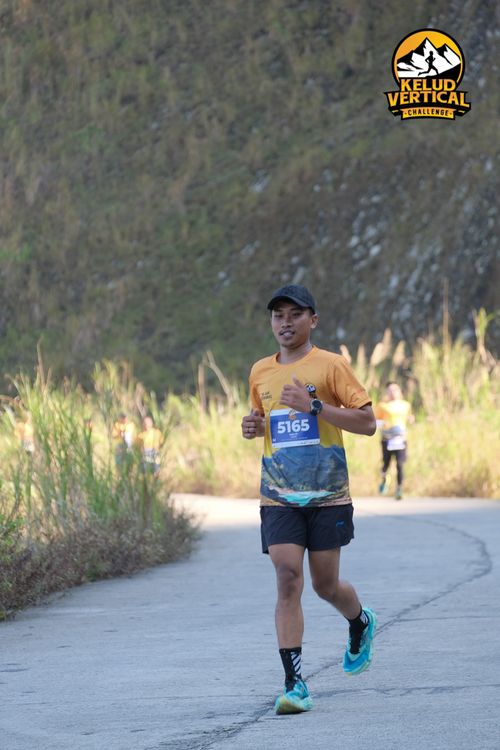 Race photo from Kelud Vertical Challenge 2024