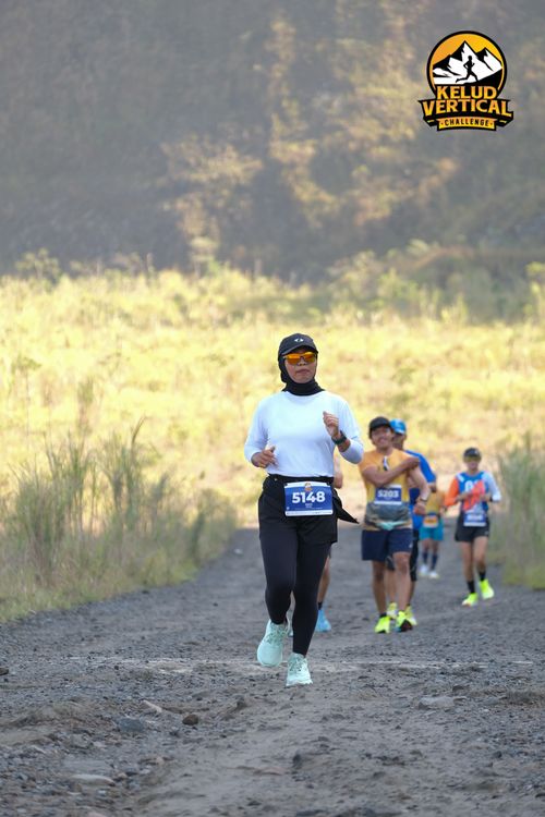 Race photo from Kelud Vertical Challenge 2024