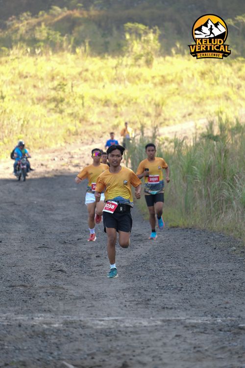 Race photo from Kelud Vertical Challenge 2024