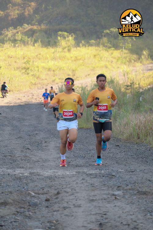 Race photo from Kelud Vertical Challenge 2024