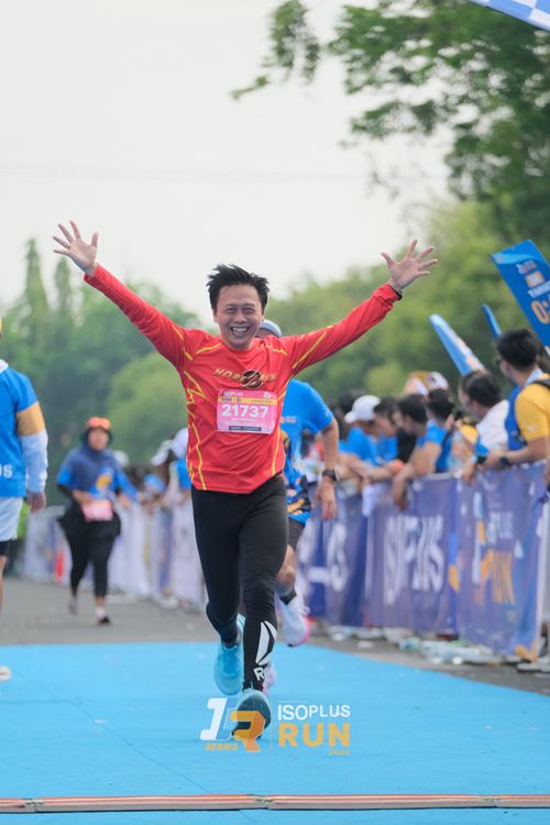 Race photo from Isoplus Run 2024 Surabaya