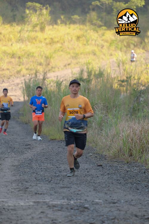 Race photo from Kelud Vertical Challenge 2024