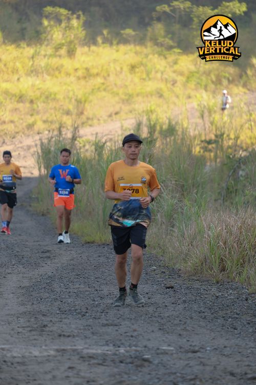 Race photo from Kelud Vertical Challenge 2024