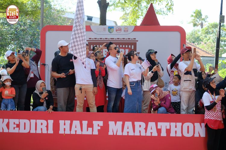 Race photo from Kediri Half Marathon 2024