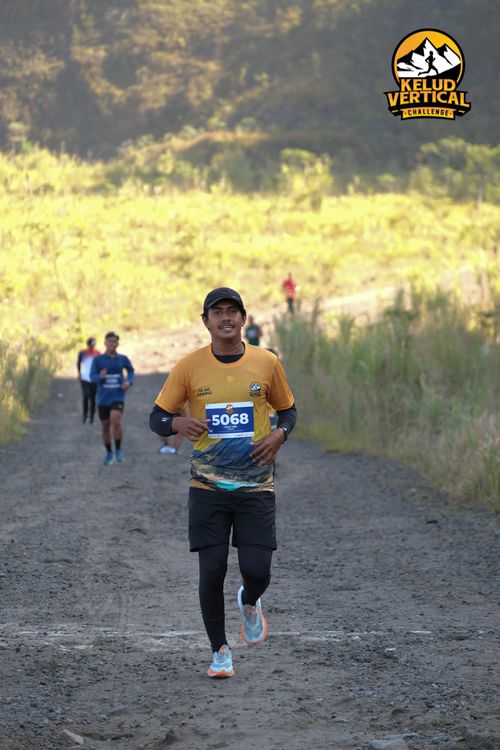 Race photo from Kelud Vertical Challenge 2024
