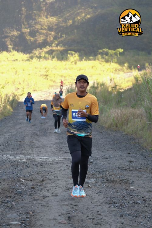 Race photo from Kelud Vertical Challenge 2024