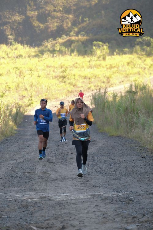 Race photo from Kelud Vertical Challenge 2024