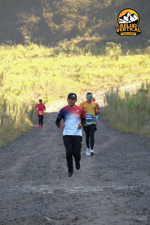 Race photo from Kelud Vertical Challenge 2024