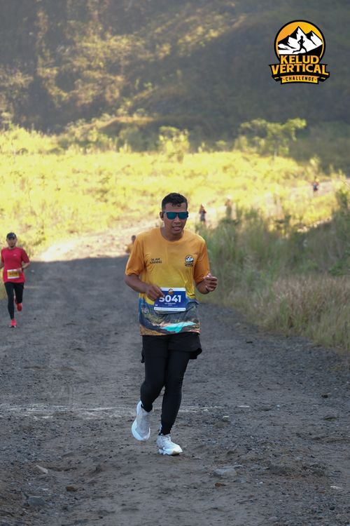 Race photo from Kelud Vertical Challenge 2024