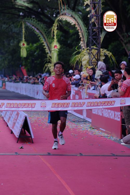 Race photo from Kediri Half Marathon 2025