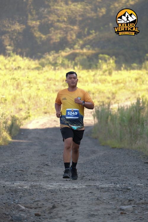 Race photo from Kelud Vertical Challenge 2024