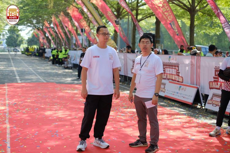 Race photo from Kediri Half Marathon 2024