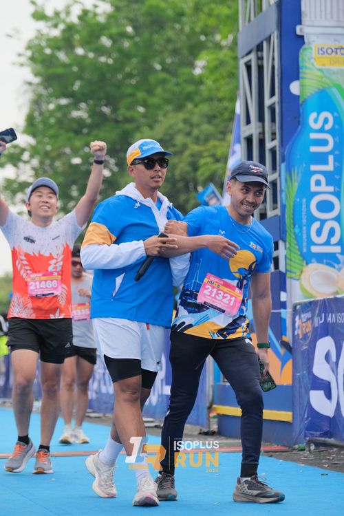 Race photo from Isoplus Run 2024 Surabaya