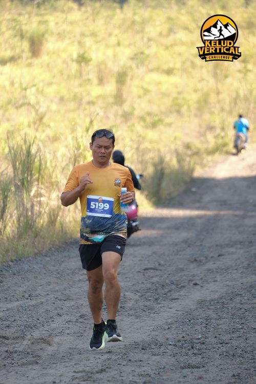 Race photo from Kelud Vertical Challenge 2024