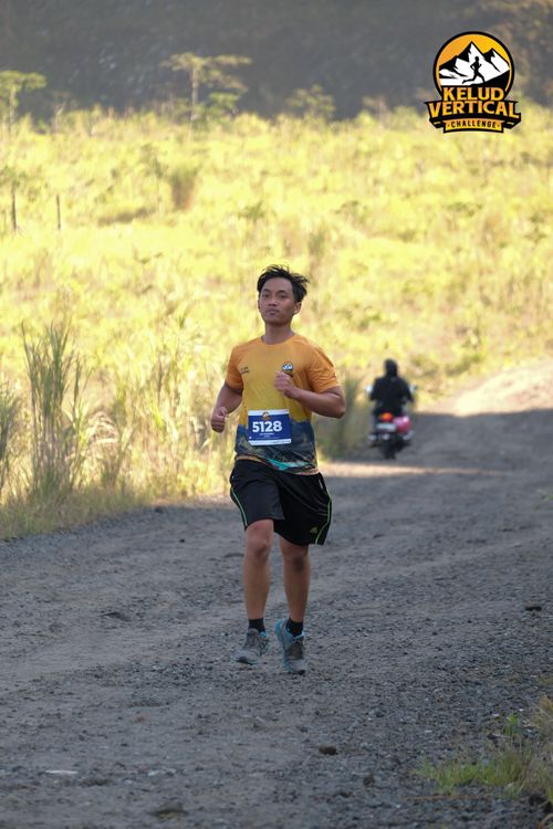 Race photo from Kelud Vertical Challenge 2024