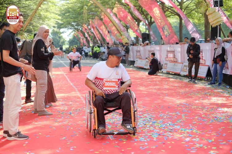 Race photo from Kediri Half Marathon 2024
