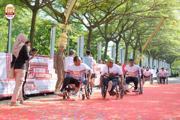 Race photo from Kediri Half Marathon 2024