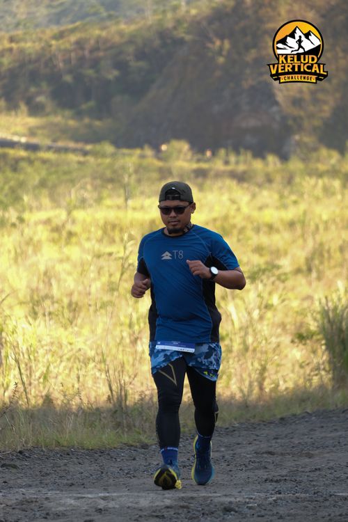Race photo from Kelud Vertical Challenge 2024
