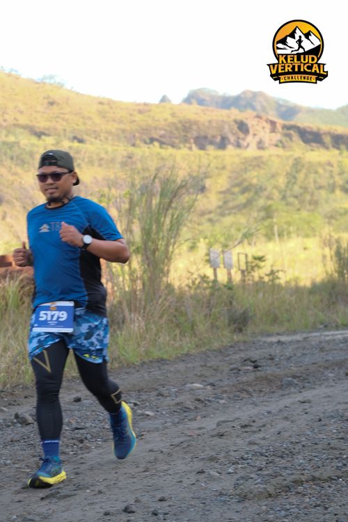 Race photo from Kelud Vertical Challenge 2024