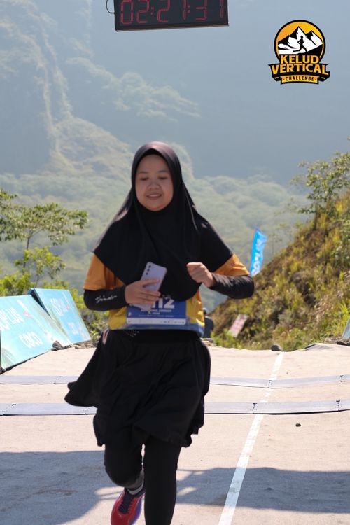 Race photo from Kelud Vertical Challenge 2024