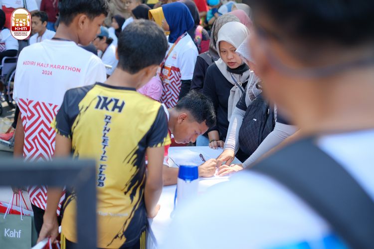 Race photo from Kediri Half Marathon 2024